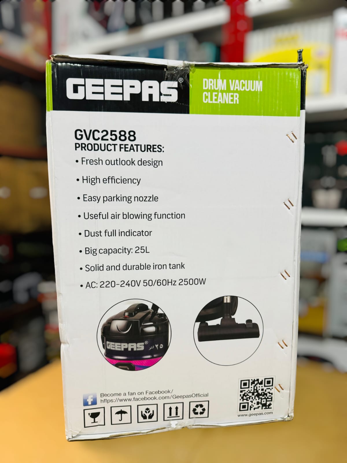 GEEPAS Drum Vacuum Cleaner GVC2588